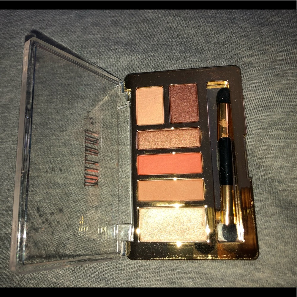 Milani eyeshadow palette